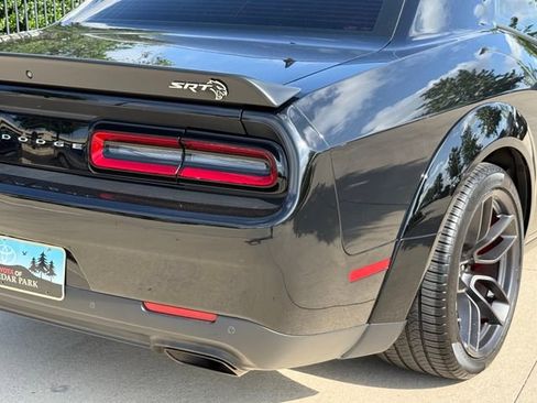 Used 2023 Dodge Challenger SRT Hellcat RWD image 8