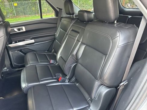 Used 2023 Ford Explorer XLT w/ Equipment Group 202A image 23