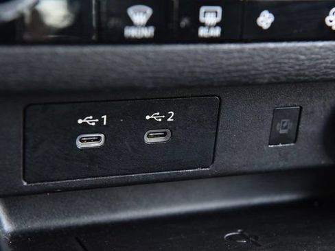Used 2025 Mitsubishi Outlander SE AWD/4WD image 20