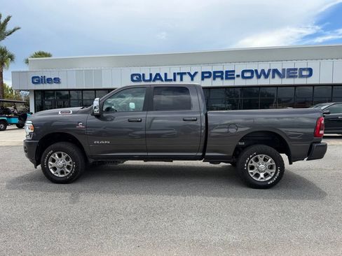 Used 2024 RAM 2500 Laramie w/ Safety Group AWD/4WD image 2