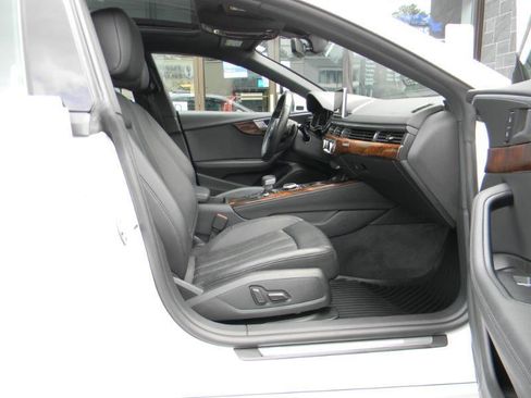 Used 2019 Audi A5 2.0T Premium Plus w/ Premium Plus AWD/4WD image 15