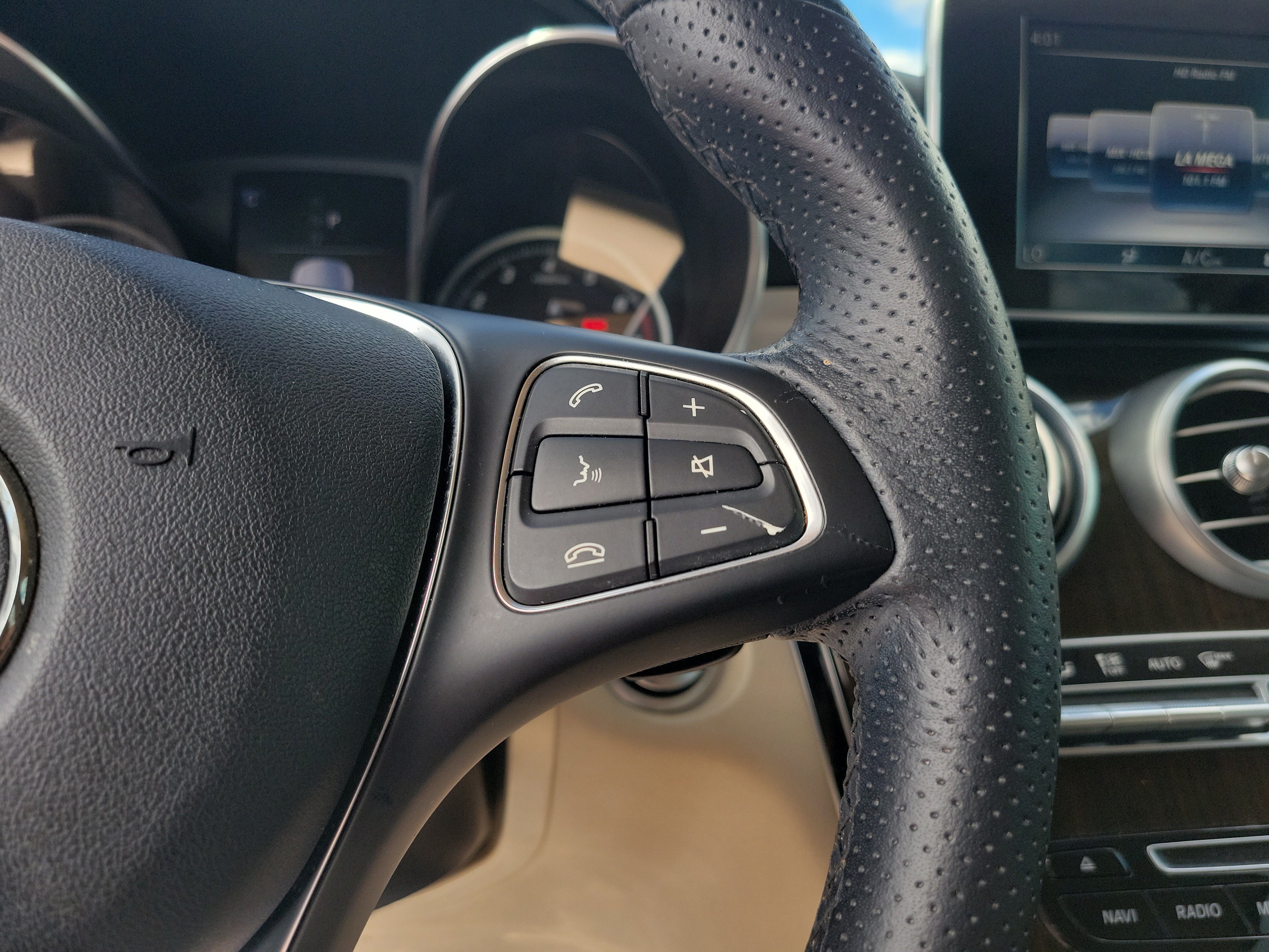 Certified 2019 Mercedes-Benz GLC 300 image 22