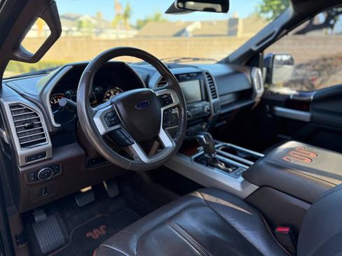 Used 2015 Ford F150 King Ranch w/ Equipment Group 601A Luxury AWD/4WD image 13