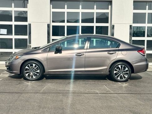 Used 2015 Honda Civic EX image 3
