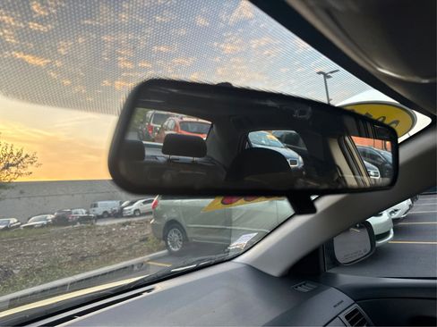 Used 2010 Toyota Corolla S image 18