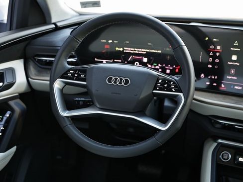 New 2025 Audi Q5 Premium image 28