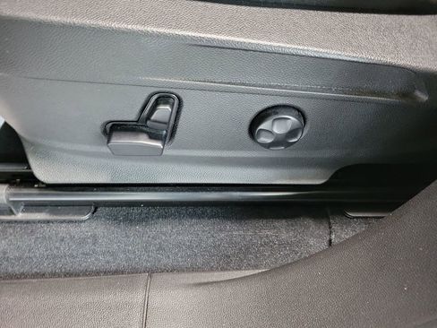 Used 2024 Alfa Romeo Stelvio Ti image 41