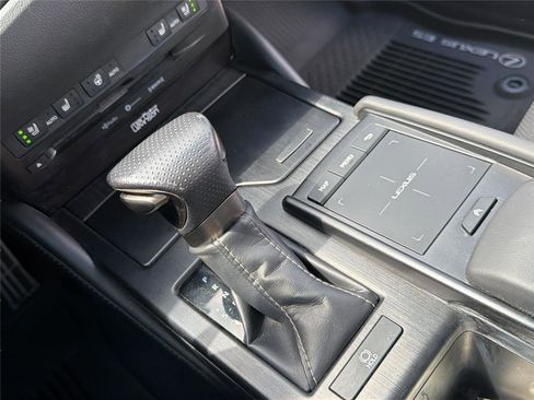 Used 2019 Lexus ES 350 F Sport w/ Accessory Package FWD image 25