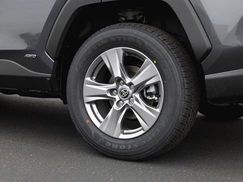 New 2025 Toyota RAV4 XLE Premium image 6