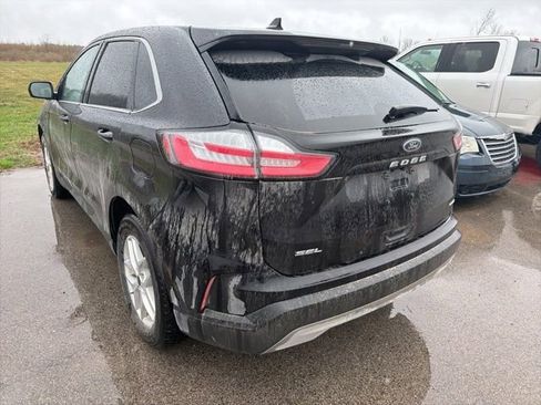 Used 2024 Ford Edge SEL image 8