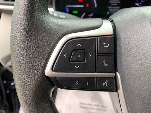 Used 2021 Toyota Sienna LE AWD/4WD image 29