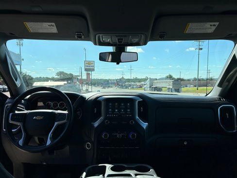Used 2021 Chevrolet Silverado 1500 LT w/ Texas Edition Plus image 14
