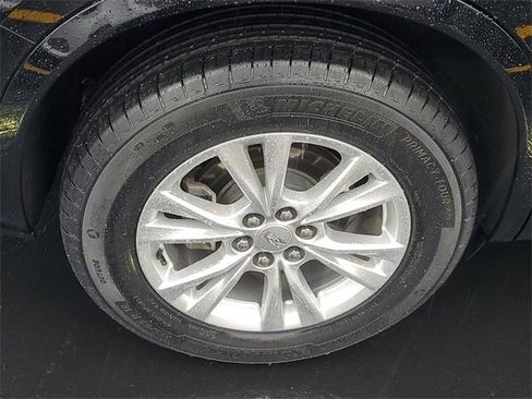 Certified 2023 Cadillac XT6 Luxury image 6