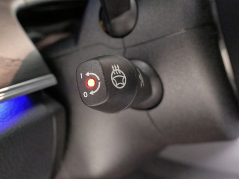 Used 2023 Mercedes-Benz E 450 4MATIC Coupe image 38