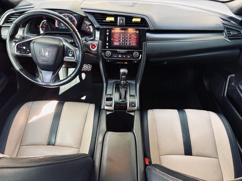 Used 2017 Honda Civic Sport Touring image 2