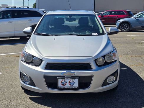 Used 2015 Chevrolet Sonic LT FWD image 3