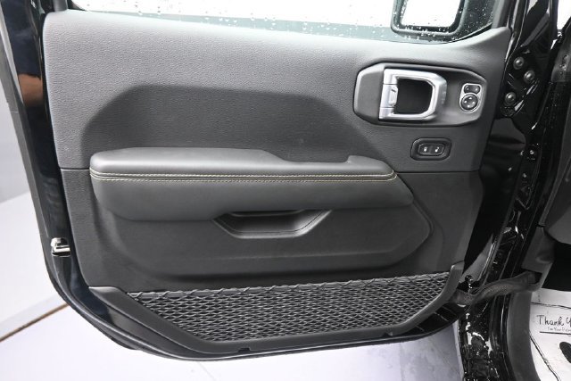 New 2026 Jeep Gladiator Sport AWD/4WD image 25