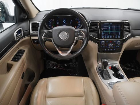 Used 2021 Jeep Grand Cherokee Limited AWD/4WD image 24