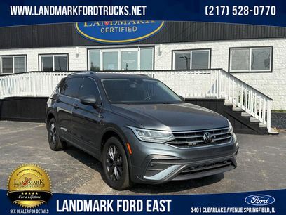Used 2022 Volkswagen Tiguan SE w/ Panoramic Sunroof Package