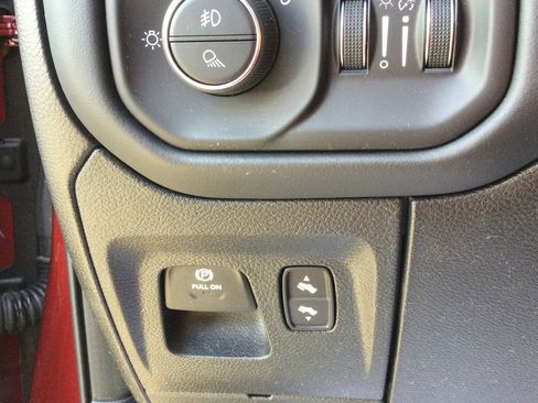 Used 2021 RAM 1500 Limited image 17