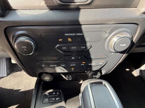 Used 2022 Ford Ranger Lariat w/ Equipment Group 501A High image 20