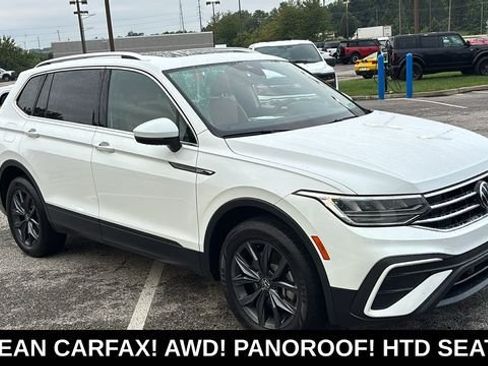 Used 2022 Volkswagen Tiguan SE w/ Panoramic Sunroof Package AWD/4WD image 27