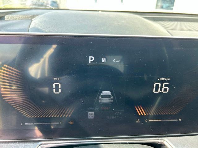 Used 2025 Kia Sorento LX FWD image 14