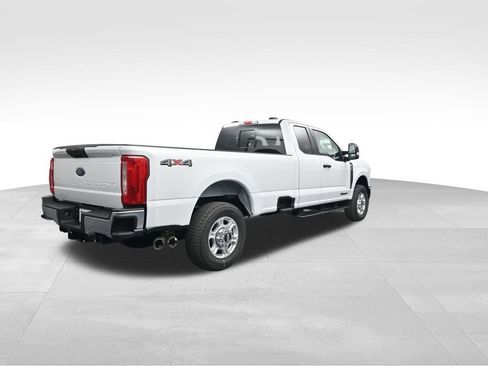 New 2026 Ford F350 XLT image 8
