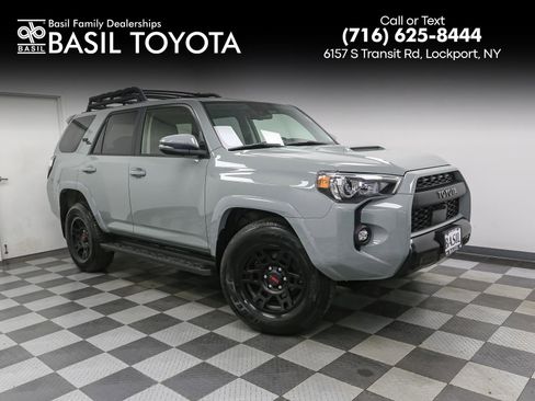 Used 2023 Toyota 4Runner TRD Off-Road Premium w/ Off Road Premium Plus Package AWD/4WD image 1