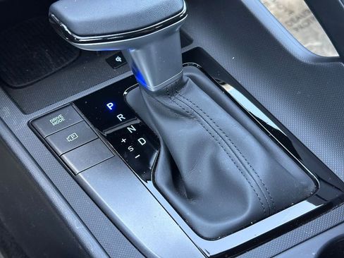 Used 2025 Hyundai Elantra Sport image 12