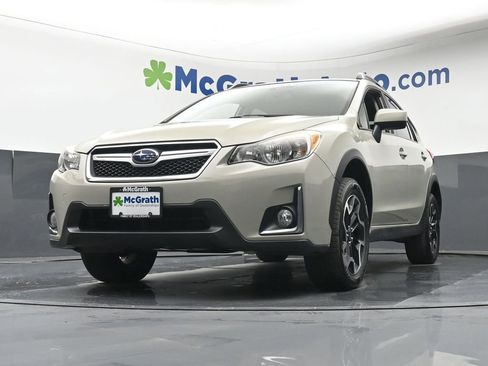 Used 2017 Subaru Crosstrek 2.0i Premium AWD/4WD image 7