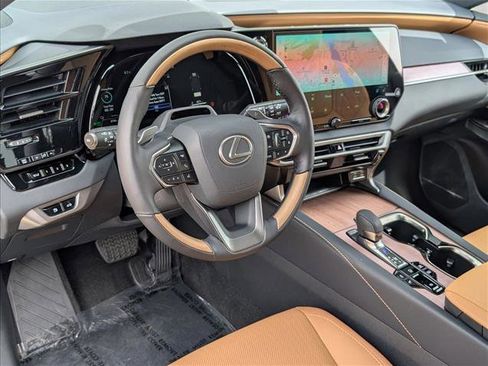 Used 2026 Lexus RX 450h AWD w/ Convenience Package image 10