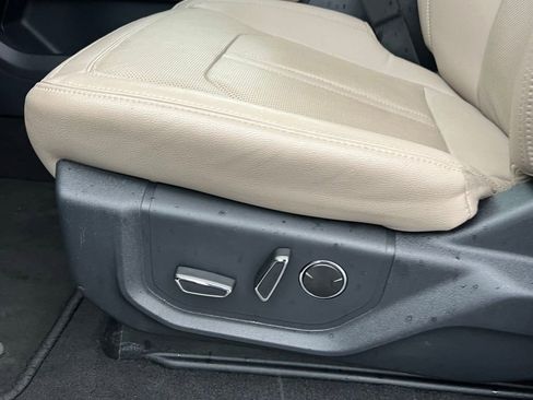 Used 2024 Ford Expedition Max Limited image 30