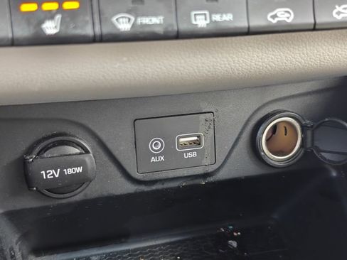 Used 2020 Hyundai Tucson SEL w/ Winter Weather Package image 18