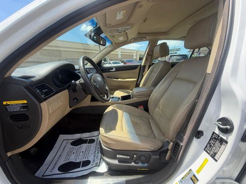 Used 2011 Hyundai Genesis 3.8 w/ Premium Navigation Pkg 3 RWD image 14