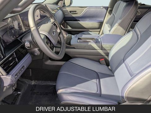 New 2026 INFINITI QX80 4WD image 14