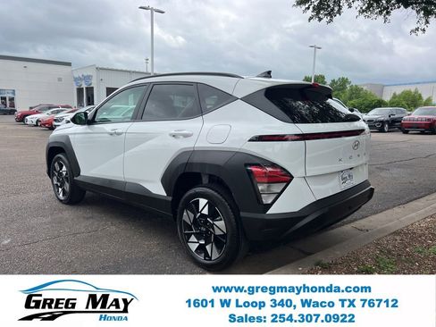 Used 2025 Hyundai Kona SEL AWD/4WD image 5