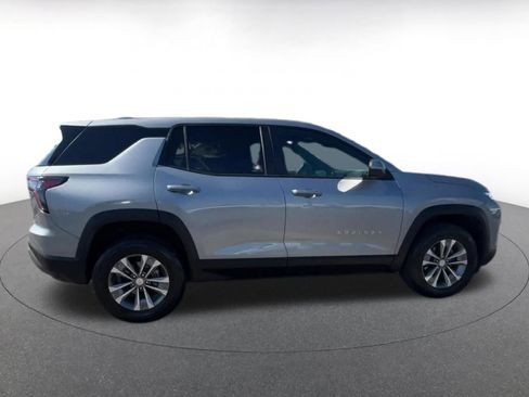 Used 2025 Chevrolet Equinox LT image 16