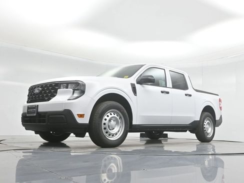 New 2025 Ford Maverick Lobo AWD/4WD image 40