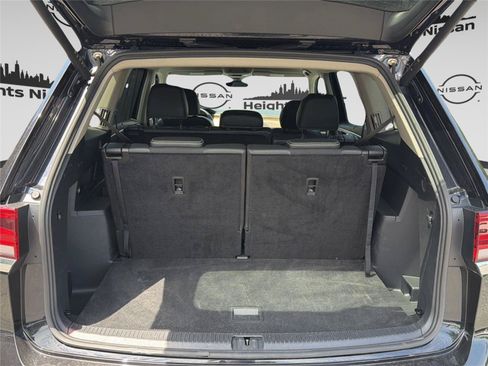 Used 2025 Volkswagen Atlas SE AWD/4WD image 28
