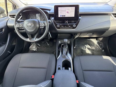 Used 2024 Toyota Corolla LE image 19