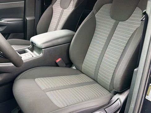 Used 2023 Kia Sorento LX FWD image 35