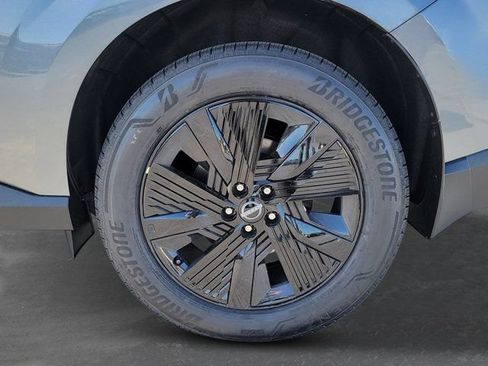 New 2026 Nissan Murano SV AWD/4WD image 12