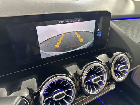 Used 2021 Mercedes-Benz GLA 250 image 21