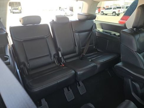 Used 2025 Ford Expedition Platinum AWD/4WD image 12
