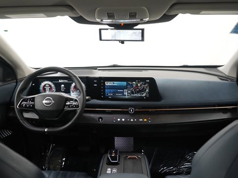 Used 2023 Nissan Ariya image 13