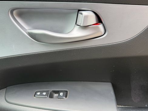 Used 2023 Kia Forte LXS w/ LXS Technology Package FWD image 27