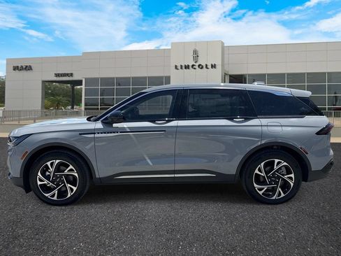 New 2026 Lincoln Nautilus Premier AWD/4WD image 7