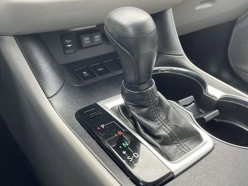 Used 2019 Toyota Highlander LE image 20
