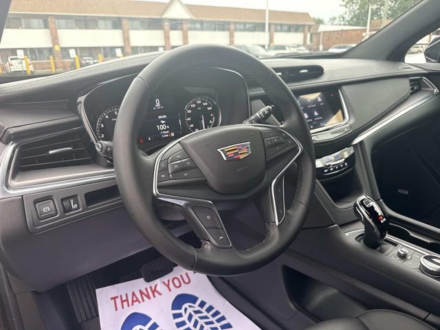 Certified 2024 Cadillac XT5 Luxury w/ LPO, Floor Liner Package AWD/4WD image 17